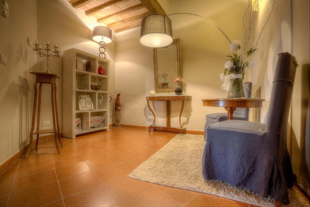 Torre Dei Serviti Casa rural *